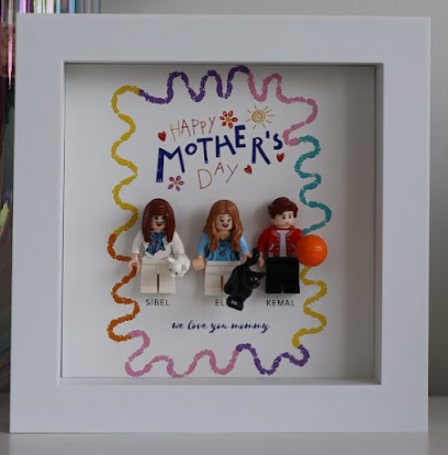 “Create Your Own Frame – Mother’s Day 12 (Personalized)”